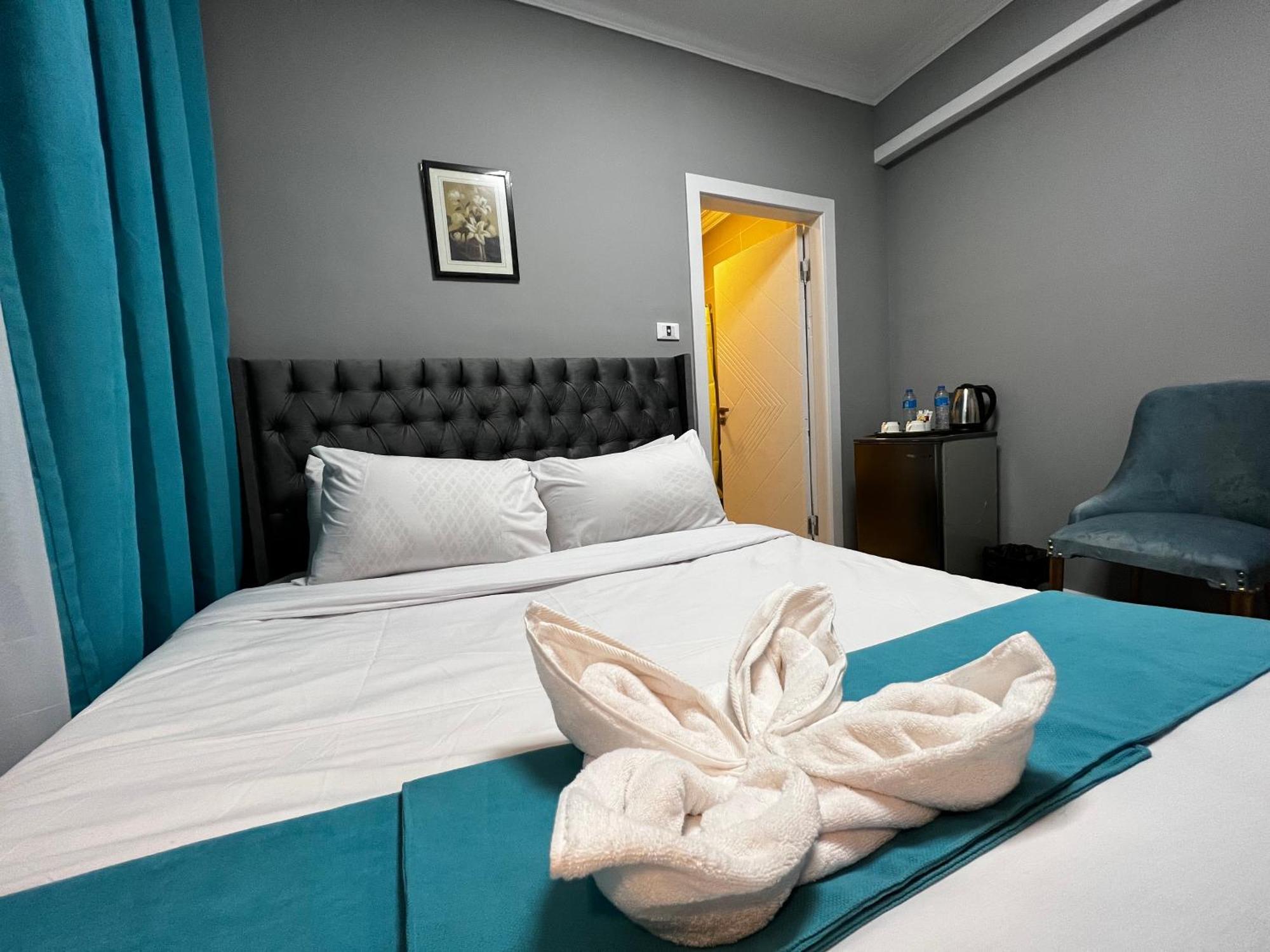 Pyramids Gate Hotel Kafret el-Gabal Exterior photo