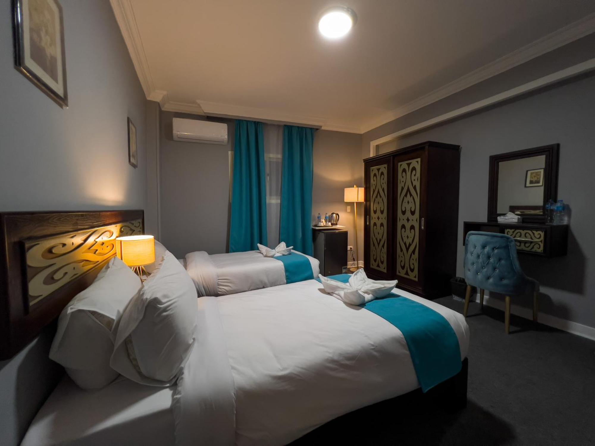 Pyramids Gate Hotel Kafret el-Gabal Exterior photo