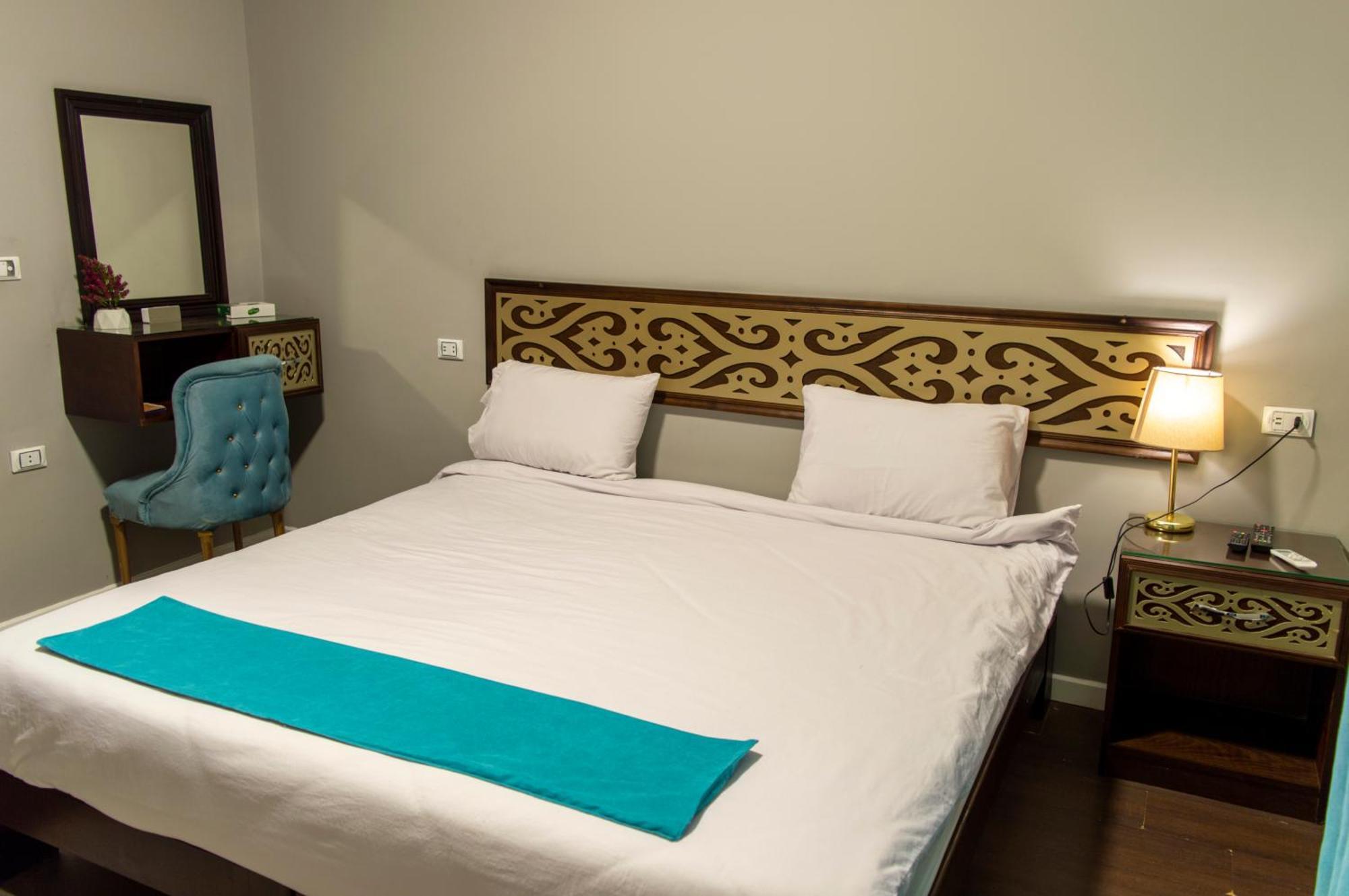 Pyramids Gate Hotel Kafret el-Gabal Exterior photo